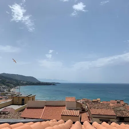 Amori Di Sicilia * צ'פאלו