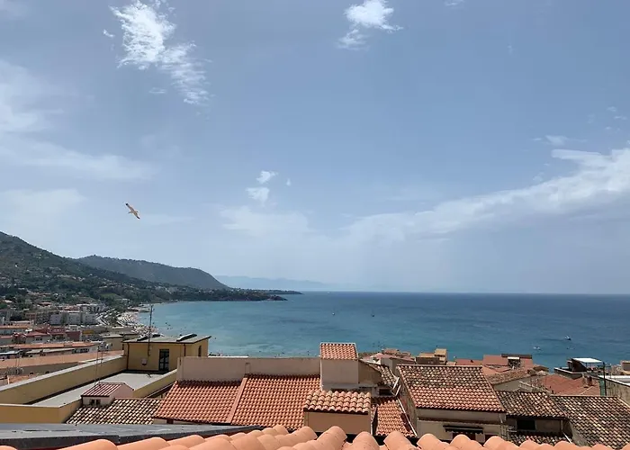 Amori Di Sicilia * צ'פאלו