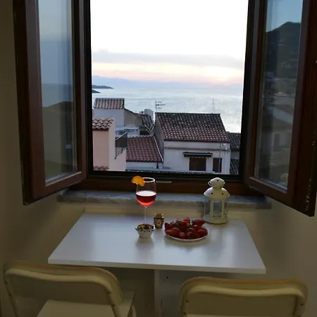 Amori Di Sicilia * チェファル